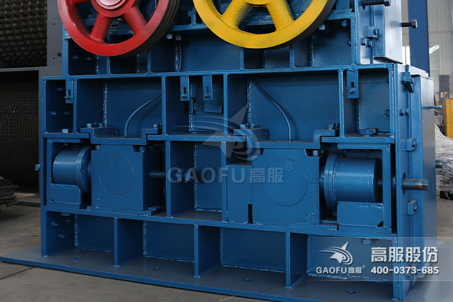 四齒輥破碎機細節