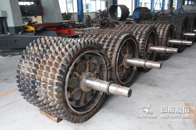 四齒輥破碎機細節